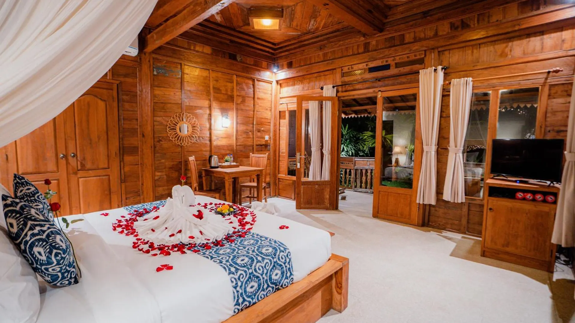 **** Holiday park Taksu Villas Ubud Indonesia